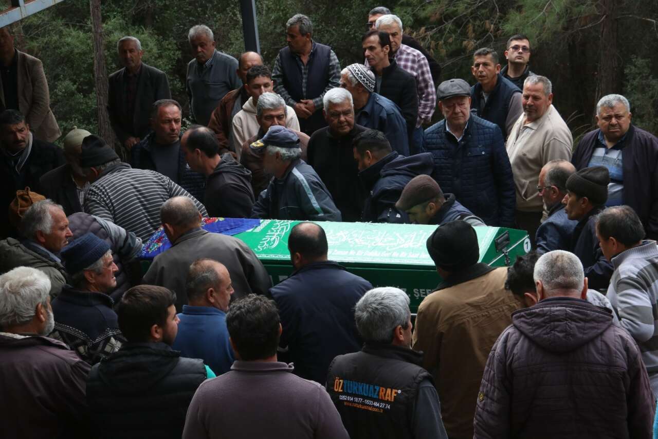 Muğla’da Yürek Yakan Kaza: İkizlerden Biri Hayata Veda Etti 2